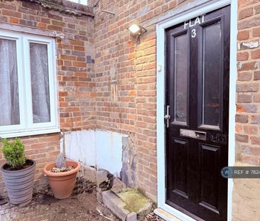 1 bedroom flat to rent - Photo 6