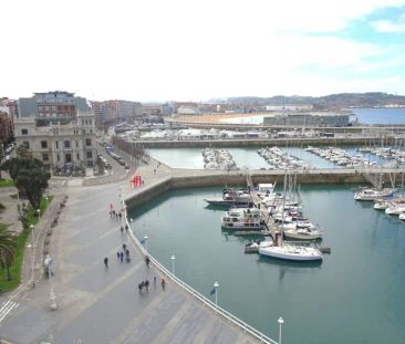 Alquiler de piso en Centro - Puerto - Photo 6