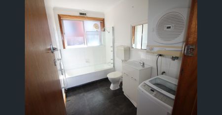 A Terrific One Bedroom Unit - Photo 5