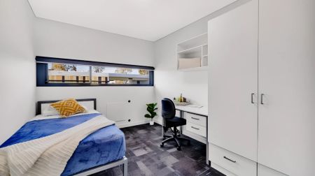 4 Bedroom Apartment premium - Photo 2