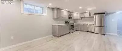 99 BROKEN OAK Crescent | 99 BROKEN OAK Crescent, Kitchener - Photo 1