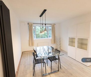 3 bedroom maisonette to rent - Photo 3