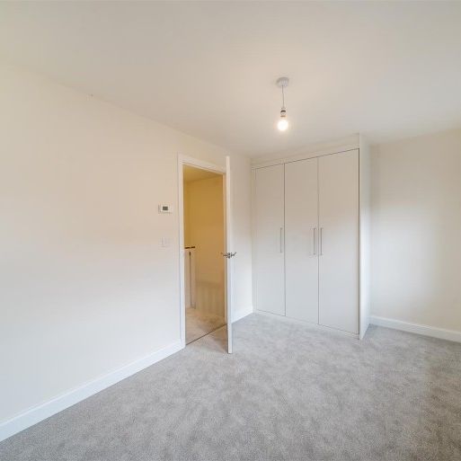 2 Bedroom House - End Terrace - Photo 1