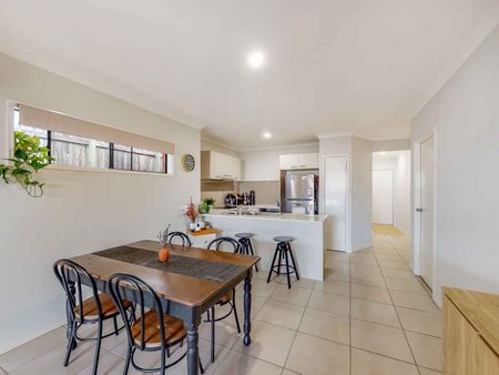 15 Mirage Avenue Springfield Lakes - Photo 3