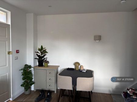 1 bedroom maisonette to rent - Photo 3