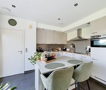Recente halfopen woning met 3 ruime slaapkamers! - Foto 6