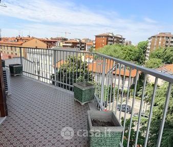 Quadrilocale in Affitto in Via Privata Giocondo Albertolli 10 a Milano - Photo 1