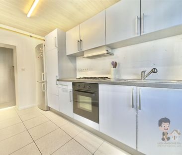 Huis te huur in Châtelet voor € 700 met 2 slaapkamers - Photo 3