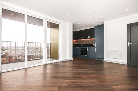 Eden Grove, Staines-upon-Thames, Spelthorne, TW18 4ZW - Photo 4