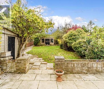 4 bedroom semi-detached house to rent - Photo 3