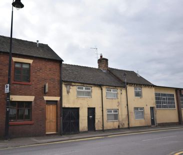Terraced House to rent on - Photo 4