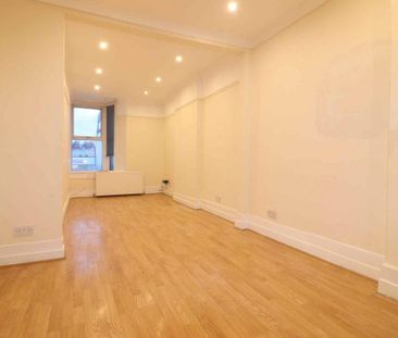 1 bedroom in a flat share to rent - Photo 6