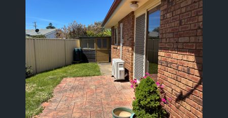 Two bedroom unit - Photo 2