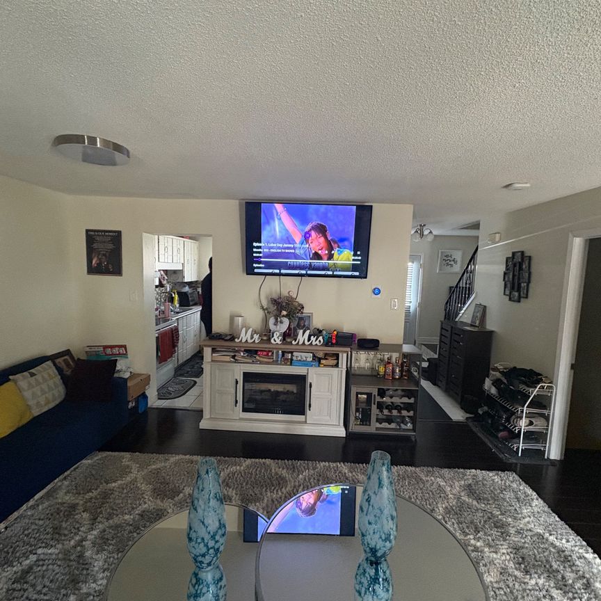 For Lease - 45 Hansen Road, Brampton, Ontario - Photo 1