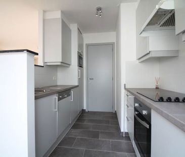 Appartement te huur in Sint-Gillis voor € 1.800 met 2 slaapkamers - foto 1