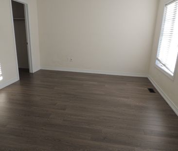 For Lease - 31 Russell Dawson Road, Markham, Ontario - Photo 3