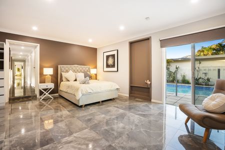 19 Etna Street, Isle Of Capri QLD 4217 - House For Rent | Domain - Photo 5