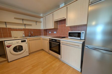 Vespasian Quay, SO18 - Photo 4