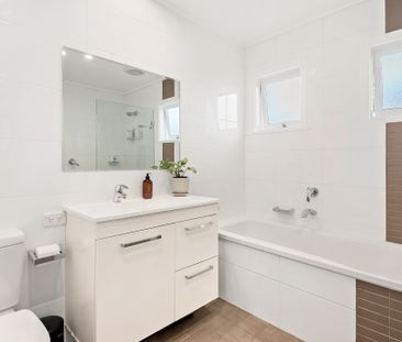 5 Annette Place, Belrose NSW 2085 - House For Rent | Domain - Photo 1