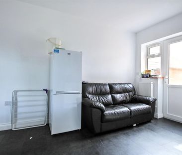 1 Bedroom House / Flat Share to let - Photo 1
