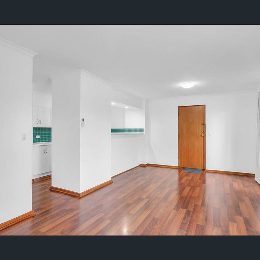 Hi, I’m stylish, low-maintenance living in the heart of North Adelaide - Photo 1