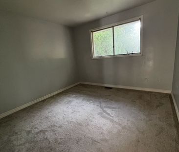 For Lease - 1458 Queen's Boulevard, Kitchener, Ontario - Photo 4