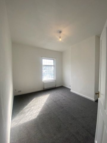 2 Bed Terraced House, Red Lane, CV6 - Photo 4
