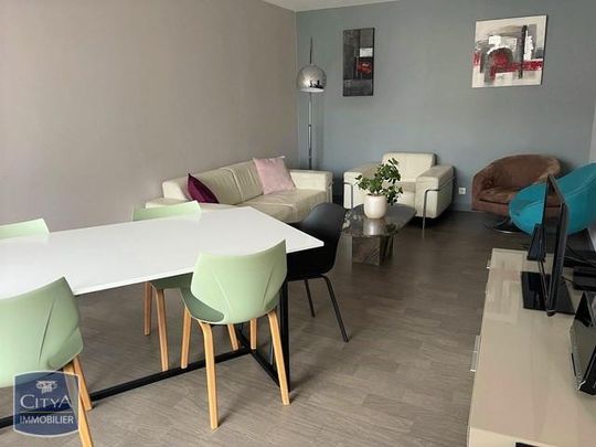 Location Appartement 4 pièces 87m² LILLE 59000 - Photo 1