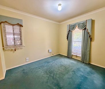 Immaculate cottage in a great location. - Photo 5