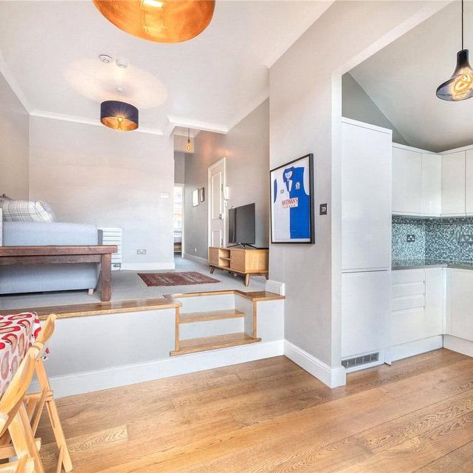 2 bedroom flat to rent - Photo 1