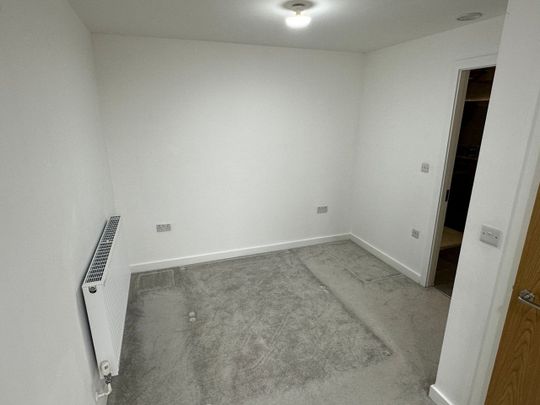 3 Bed Semi-Detached House, Harmsworth Street, M6 - Photo 1