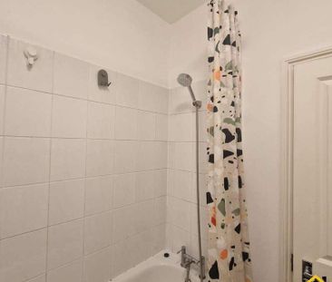 Brixton, London, Hill, SW2 - Photo 6