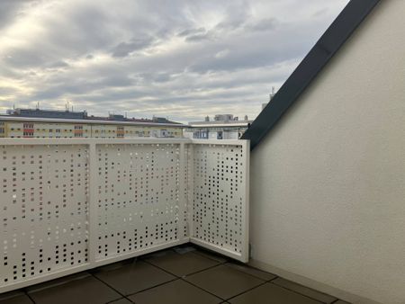 Vollmöblierte 2- Zimmer-Wohn-Oase mit Terrasse und Klimaanlage (1. Monat mietfrei) - Photo 2