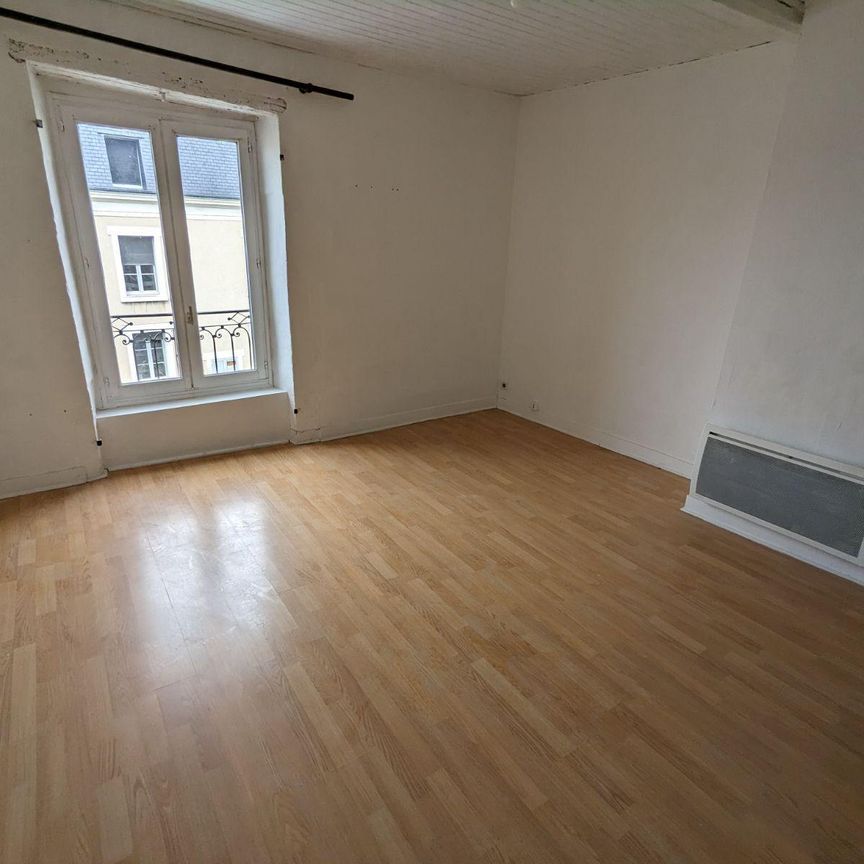 A NOGENT LE ROTROU, CENTRE VILLE, Charmant appartement d'environ 71 m2 situé au 2ème et dern... - Photo 1