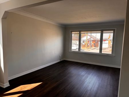 For Lease - 103 Ranstone Gardens Unit# Main, Toronto, Ontario - Photo 4