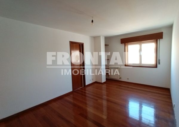 Apartamento T3 em Porto