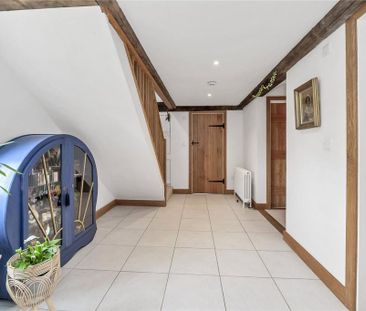 5 bedroom detached house to rent - Photo 4
