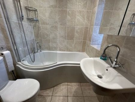 Tresiaac, Newquay, TR8 - Photo 4