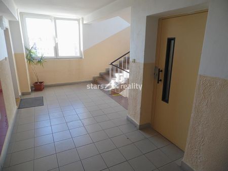 Pronájem bytu 2+1 59 m² - Photo 2