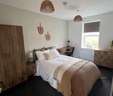 5 bedroom detached house to rent - Photo 6