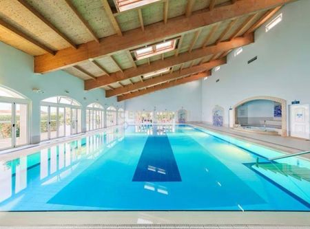 Portimão, Faro - Photo 3