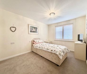 Park Lane, Camberley, Surrey, GU15 - Photo 5