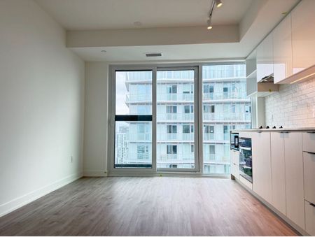 For Lease - 252 CHURCH Street Unit# 5706, Toronto, Ontario - Photo 4
