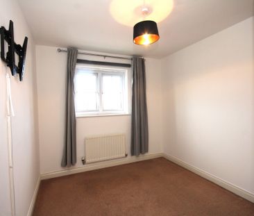 Firbank, Bamber Bridge - Photo 1