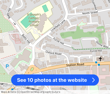 Oxford Road, Redhill - Photo 1