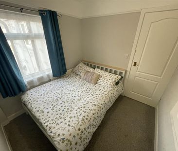 23 Springfield Drive, - Photo 6