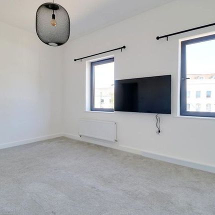 2 bedroom Flat to rent in Hereford HR1 - Photo 1