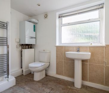 2 bedroom terraced house to rent - Photo 6