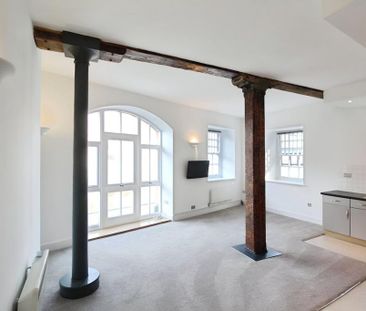 2 bedroom flat to rent - Photo 2