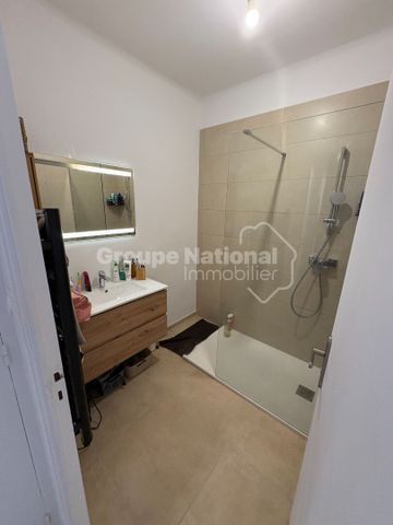 Pavillon T3 avec terrasse + 2 parkings, - Photo 4